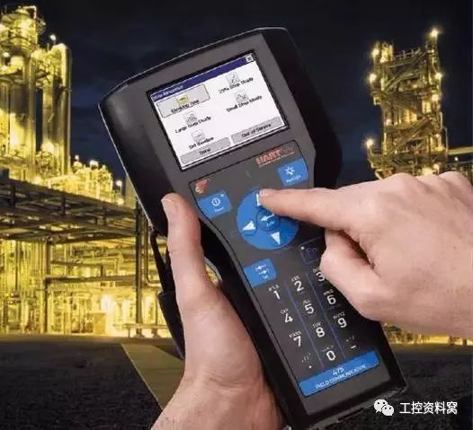 我们是怎样用HART手操器配置压力变送器的？